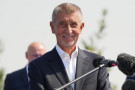 Babiš chce zastavit ETS pro rafinerie. V4 hledá společný postup Babiš chce zastavit ETS pro rafinerie. V4 hledá společný postup