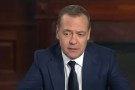 Medveděv: Ten drogový maniak a jeho banda vyvolal reakci Moskvy Medveděv: Ten drogový maniak a jeho banda vyvolal reakci Moskvy