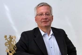 ČT ztrácí vliv a dusí svobodu slova, varuje Koudelka